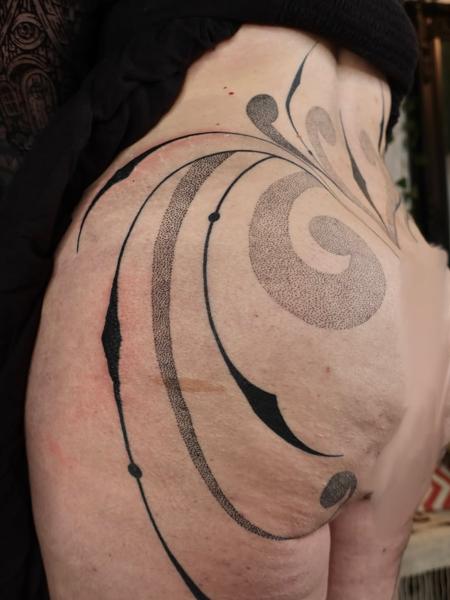 Blackwork ornamental ornamental swirls tattoo by @ariannamcgradytattoo