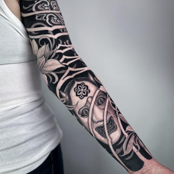 Japanese demon mask tattoo by @ariesrhysing