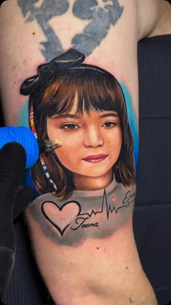 Realism child portrait tattoo by @artgambler