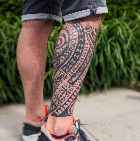 Tribal tribal pattern tattoo by @babakhintatau