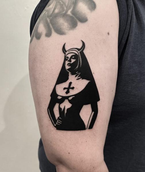 Blackwork horned nun tattoo by @beirxtt