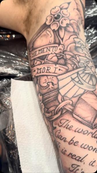 Traditional memento mori banner tattoo by @_blayn_
