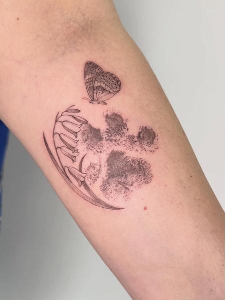 Fine line butterfly paw print tattoo by @brittbeale