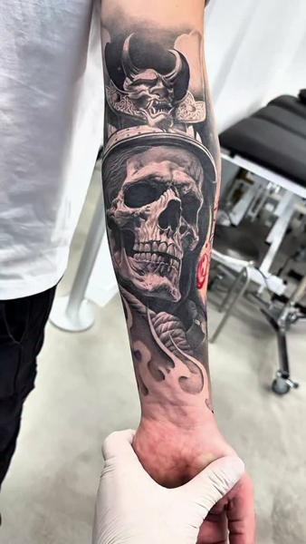 Realism samurai skull tattoo by @cagriesk