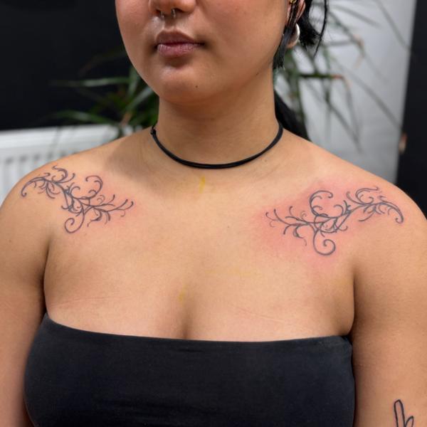 Fine line floral swirls tattoo by @charliexneedles