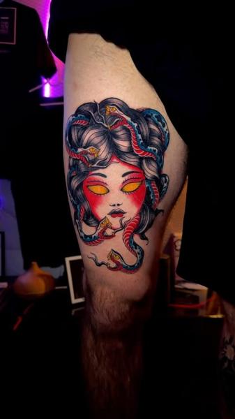 Neo-traditional medusa head tattoo by @moch.tattoo