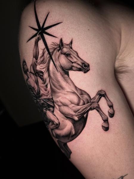 Realism horse and star tattoo by @cj_humps_tattoos
