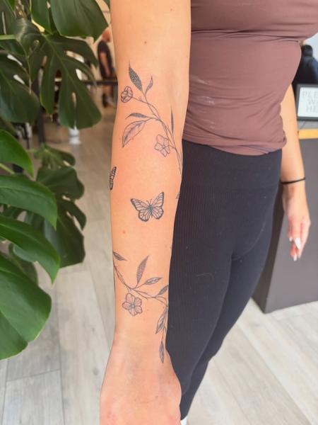 Fine line floral butterflies tattoo by @courtz_tattoo