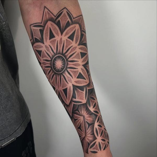 Geometric geometric mandala tattoo by @craigedentattoo