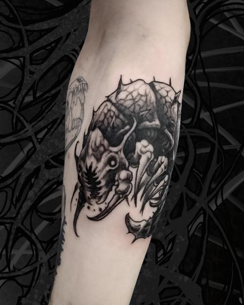 Blackwork insect skull tattoo by @crawlspace_tattoo