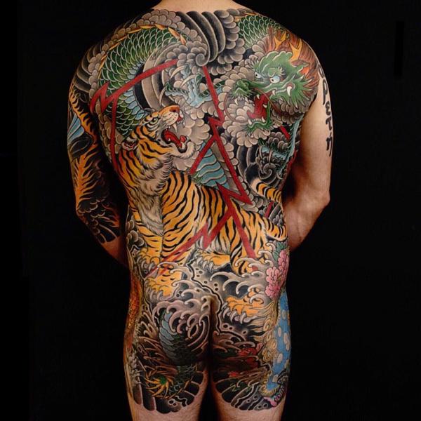 Japanese tiger and dragon tattoo by @damienrodriguez