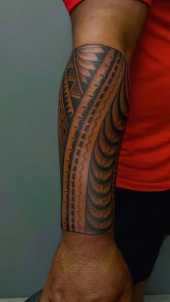 Polynesian polynesian patterns tattoo by @ilovetattooing