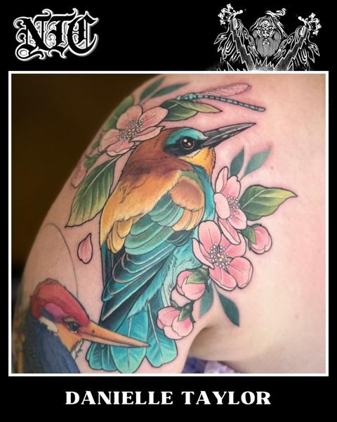 Neo-traditional colorful bird tattoo by @danielletaylor