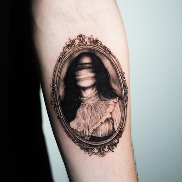 Realism distorted portrait tattoo by @daria_inkaholic