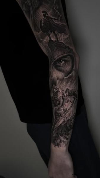 Realism warrior scene tattoo by @mrbaldaro