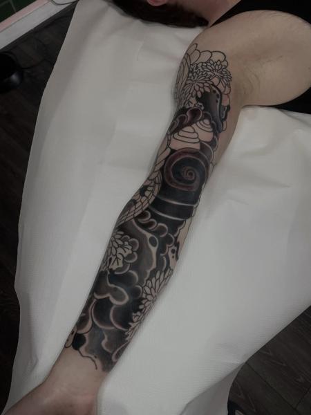 Japanese japanese clouds flowers tattoo by @dexnleettattoo