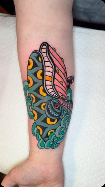 Neo-traditional abstract fish tattoo by @denotattoo