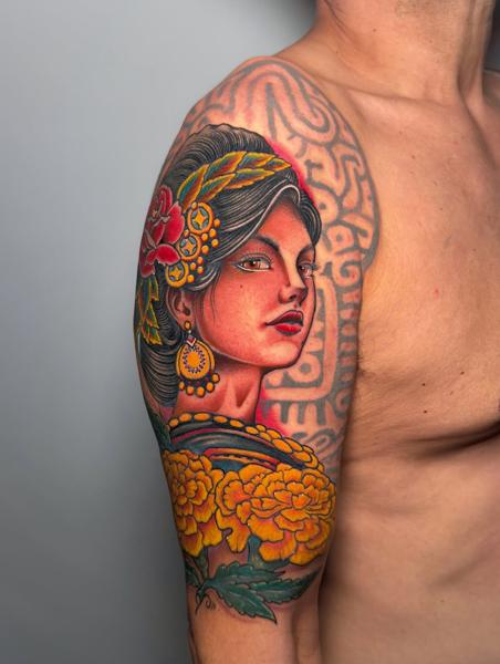 Neo-traditional floral woman portrait tattoo by @dimitris_v_tattooer