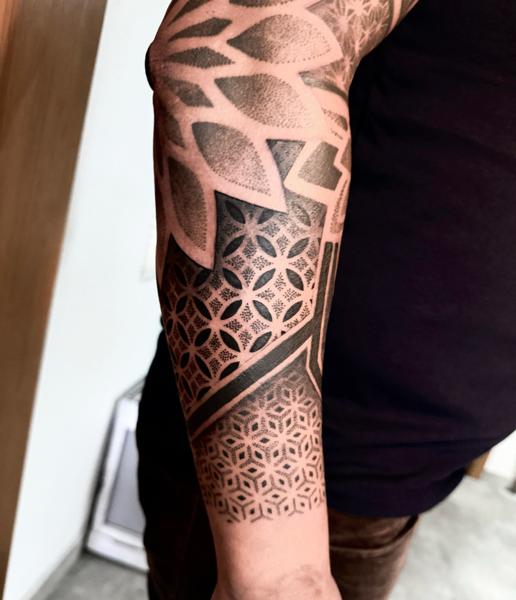 Geometric geometric pattern tattoo by @domi_n_ink_