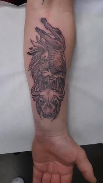 Linework animal totem tattoo by @dreamtattooathens