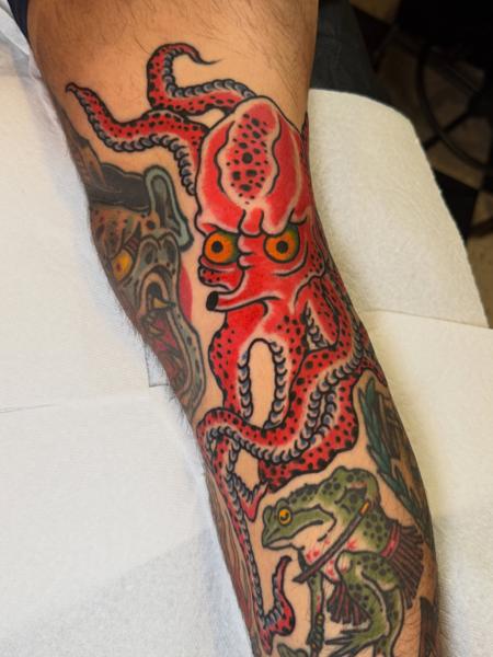 Traditional octopus tattoo by @dretattoo