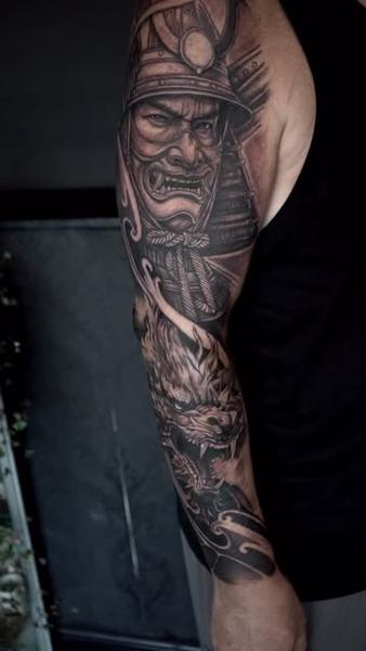 Japanese samurai dragon tattoo by @elishawickedink