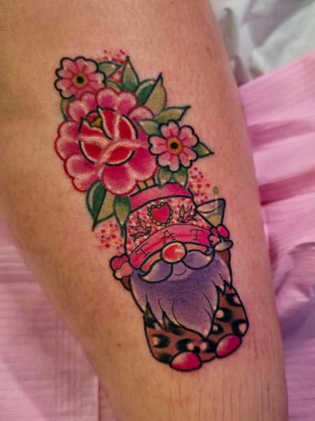 Neo-traditional floral gnome tattoo by @emmaelizabethtattoo