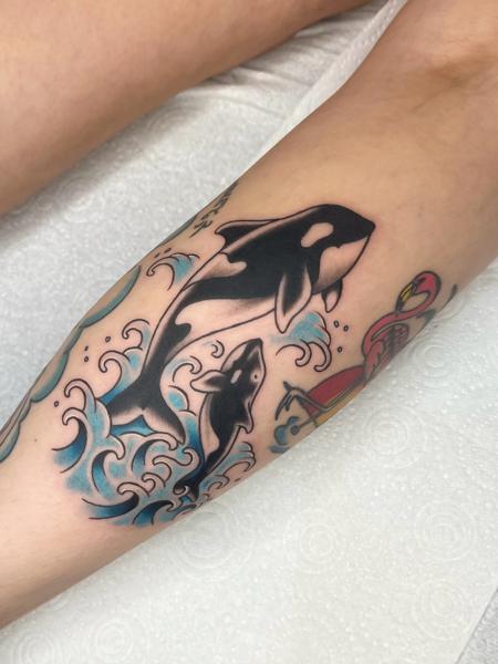 Traditional orcas tattoo by @emmalouisetattoo