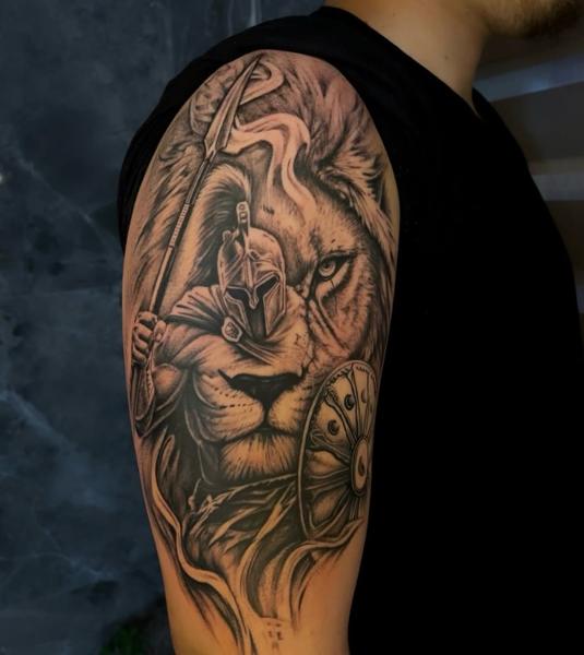 Realism warrior lion tattoo by @erlindi_tattoo