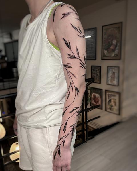 Fine line leafy vine tattoo by @rotten_soull