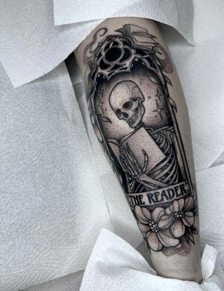 Blackwork skeleton tarot tattoo by @evxtattoo