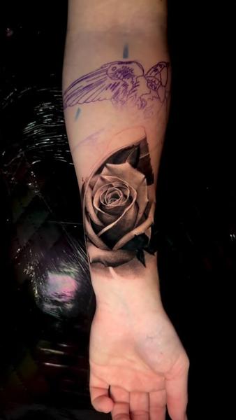Realism realistic rose tattoo by @fabio.ricchio