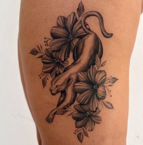 Blackwork panther with flowers tattoo by @void96_tattoo
