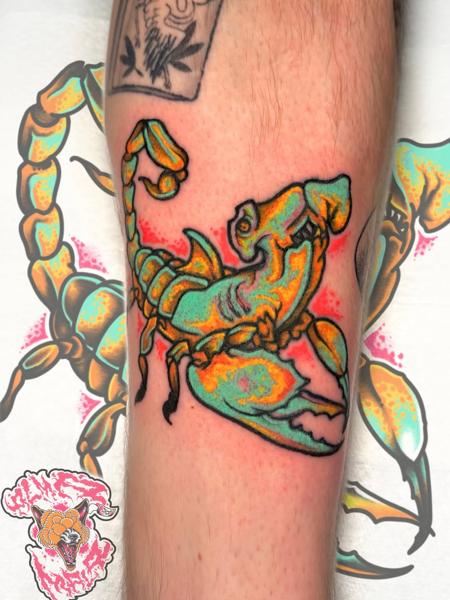 Neo-traditional hammerhead scorpion tattoo by @alma_mala_tattoo