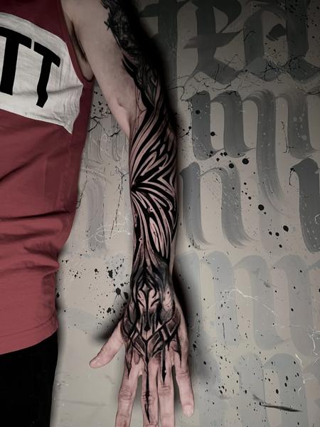 Blackwork abstract pattern tattoo by @harris_confess_