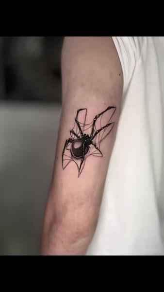 Blackwork spider web tattoo by @harris_confess_
