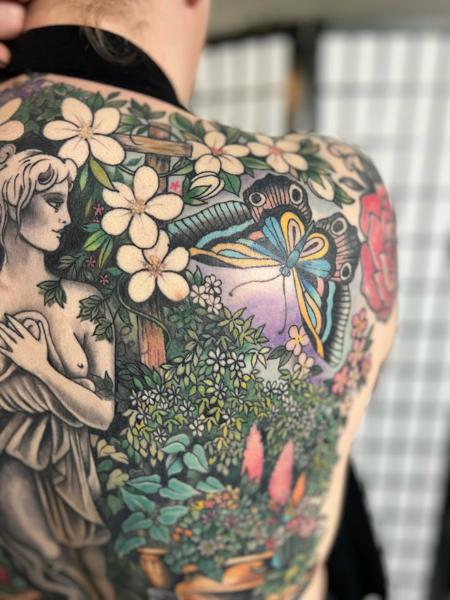 Realism garden scene tattoo by @helenbrowntattoo13