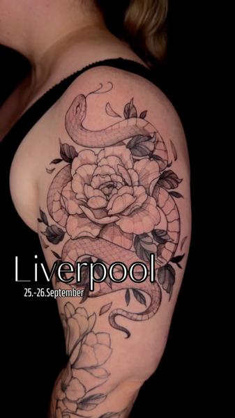 Fine Line floral snake tattoo by @helle.ink