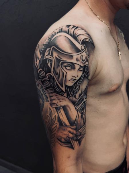 Realism warrior woman tattoo by @il.egall