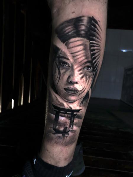 Realism woman portrait tattoo by @ilias_lab