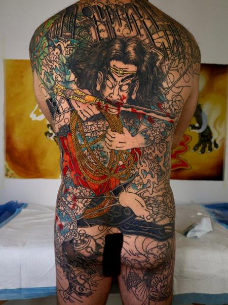 Japanese samurai warrior tattoo by @imzunii_irezumi