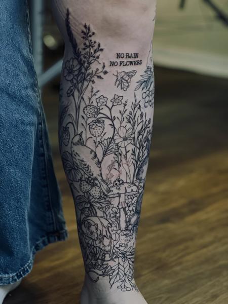 Fine line blackwork botanical nature scene tattoo by @steinbach_art