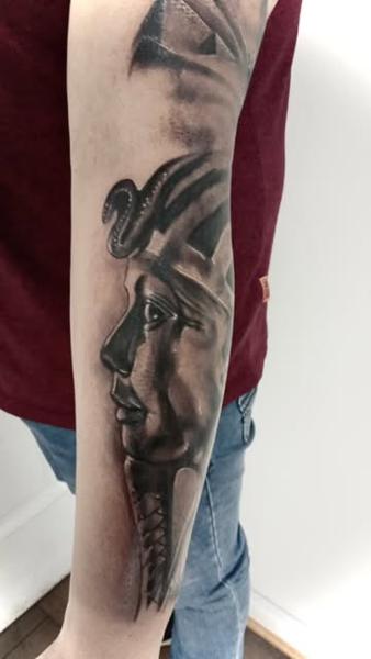 Realism egyptian pharaoh tattoo by @jaimikotattoo