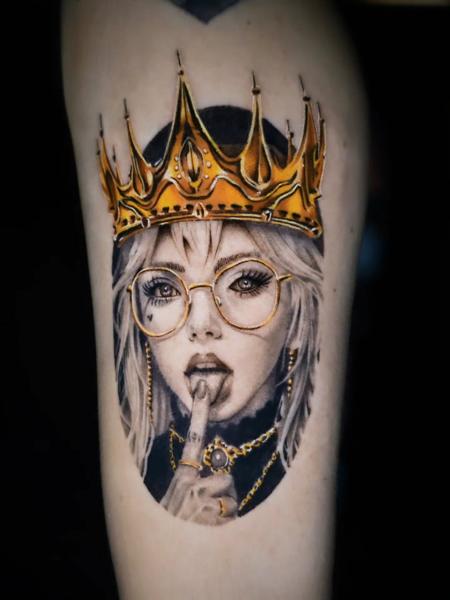 Illustrative crowned woman tattoo by @jakebarneyfromstatefarm