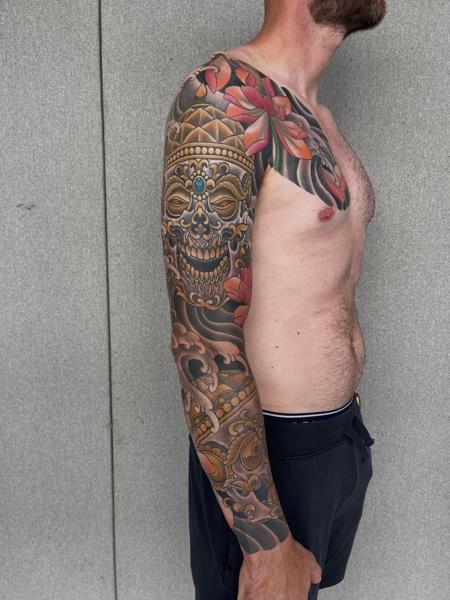 Japanese ornate skull tattoo by @jamesbulltattoo