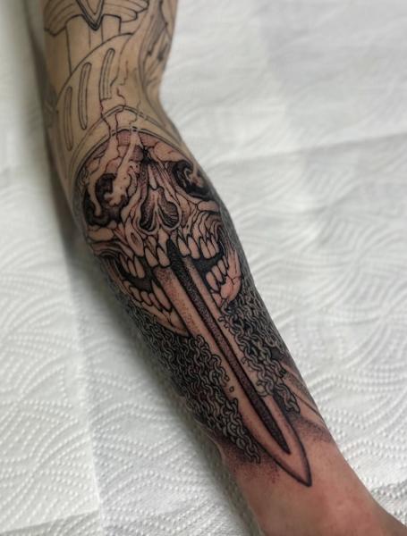 Blackwork skull sword chainmail tattoo by @callmenighthawkk