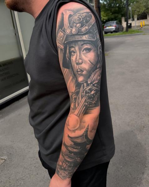 Japanese realism samurai woman dragon tattoo by @jaydentattoos