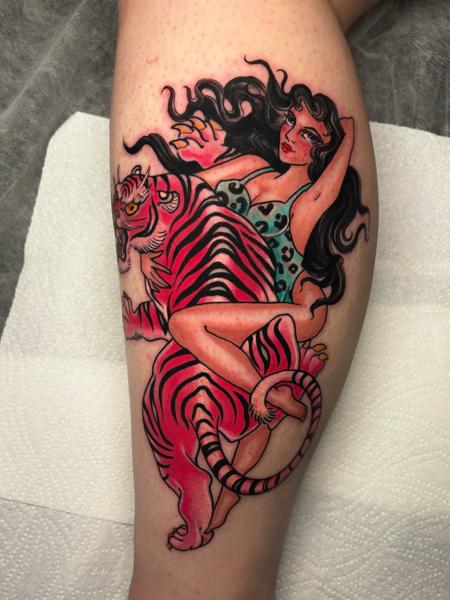 Traditional woman with tiger tattoo by @jen_mogg_tattoo