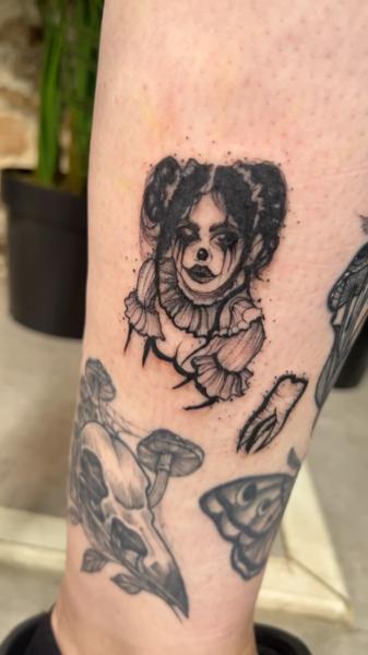 Blackwork clown portrait tattoo by @jessicablacktattoo