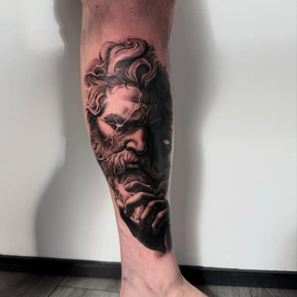 Realism sculpted face tattoo by @jess_dias_tattoos